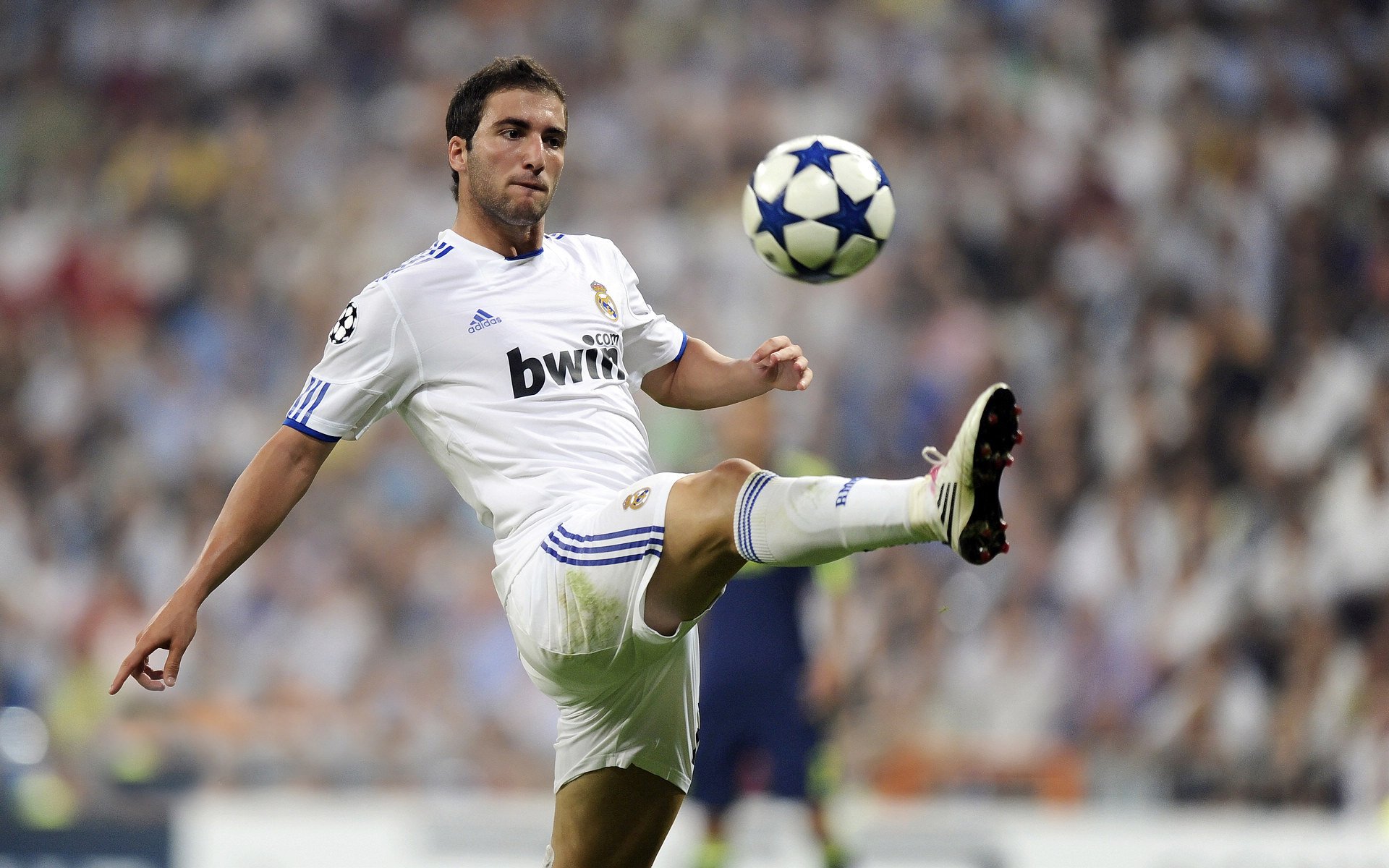 开云APP-《云电竞趋势明显，线上赛事成为常态》，云电竞怎么收费的