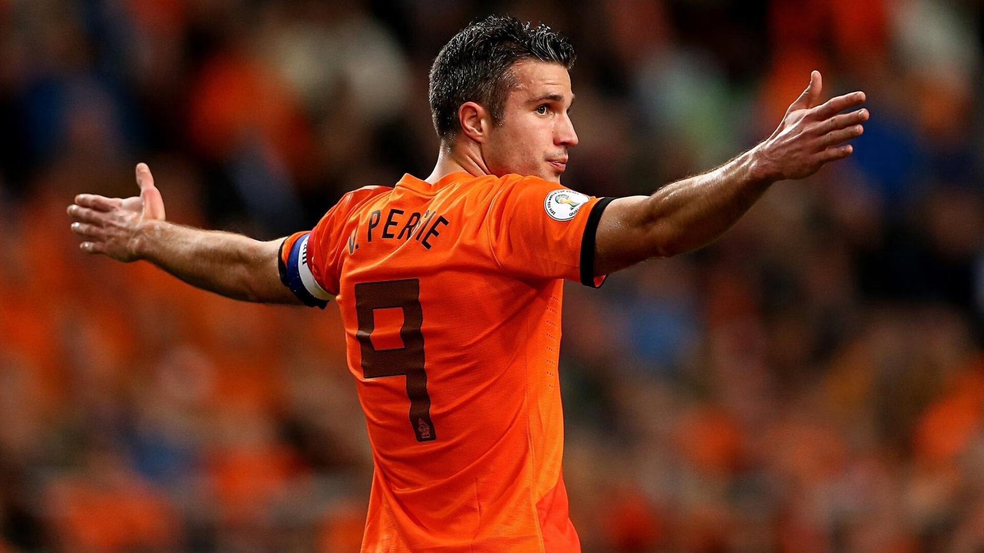 kaiyun中国官方网站-球场“花式表演”：最惊艳的欧冠技能合集，欧冠训练用球